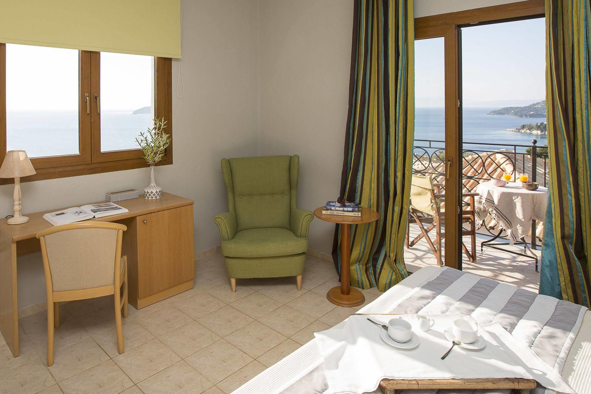 Fiorella Sea View เมกาลีอัมโมส ภายนอก รูปภาพ